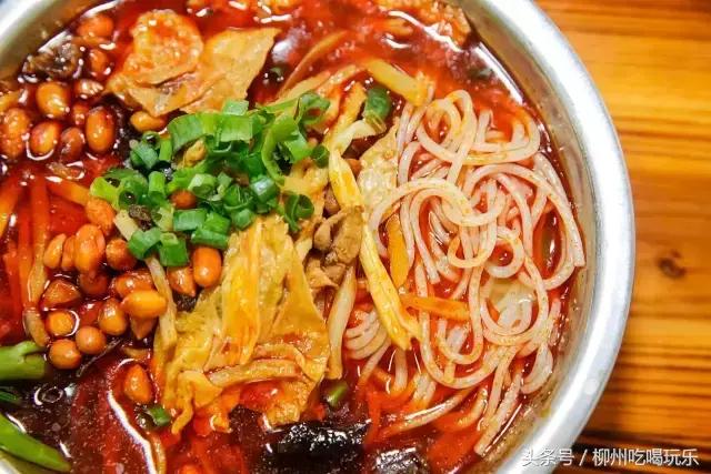 柳州哪里的螺蛳粉最正宗最好吃,柳州最老牌正宗的螺蛳粉