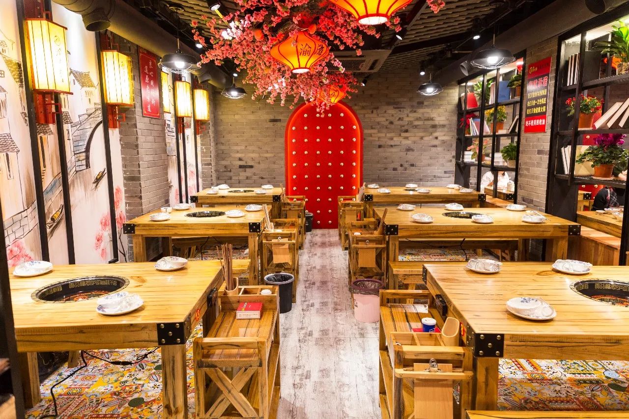 正宗重庆老火锅店逛新城推荐,重庆逛吃之旅本地人推荐的火锅店