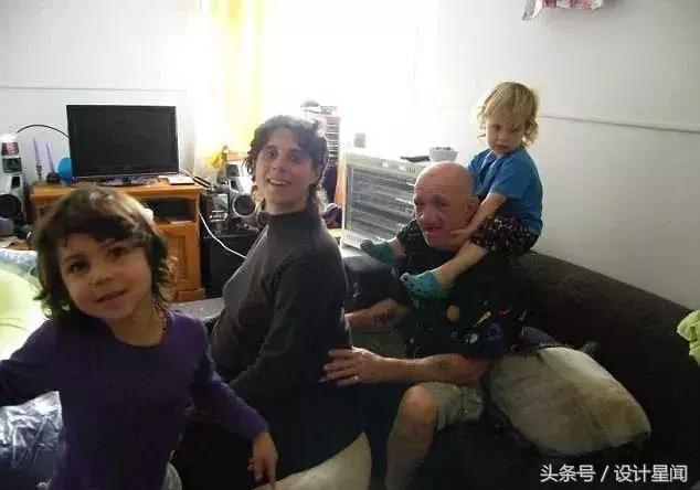 澳洲母亲喂养孩子,澳洲奶荒的危害