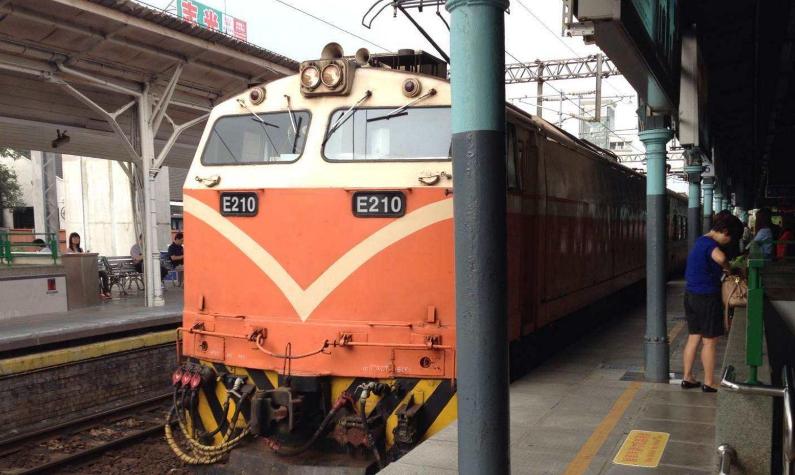 kindle新手哪款最值得入手,kindle无背光版值得入手吗