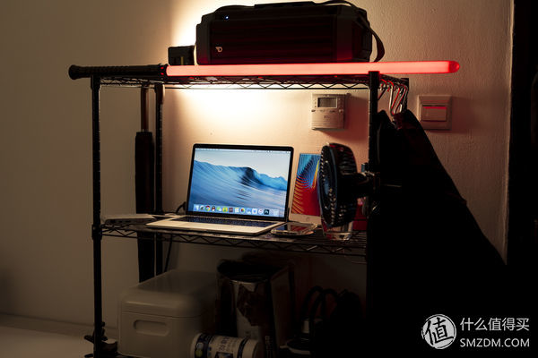 打造高颜值办公桌,打造舒适办公桌