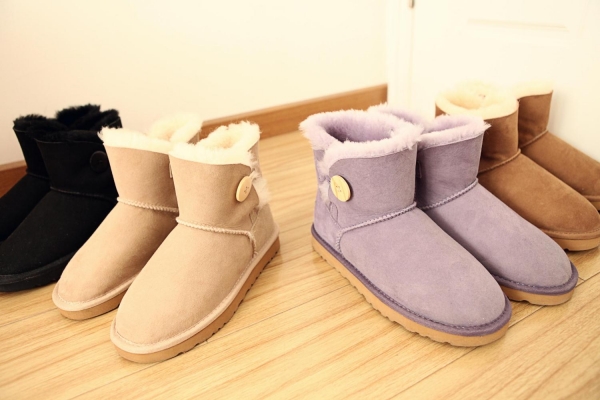 雪地靴标准尺码对照表,雪地靴大小合适不跟脚怎么办