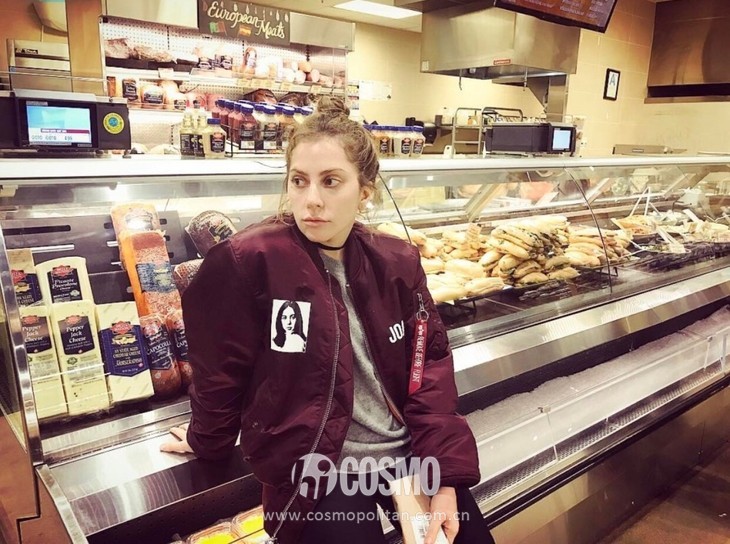 ladygaga的奇装异服前卫,ladygaga现在变美了