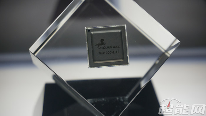 让SSD用上中国芯，忆芯科技发布STAR1000高性能NVMeSSD控制器