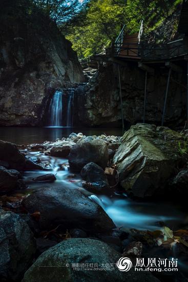 网络媒体文明旅游河南行走进尧山,网络媒体文明旅游
