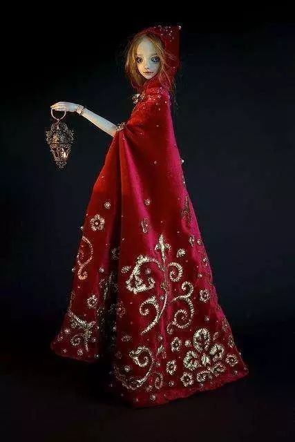 李晨送给范冰冰的200万娃娃，其实并不贵！