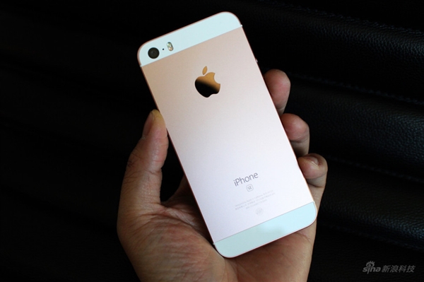 iphonese深空灰开箱,粉色iphone实拍