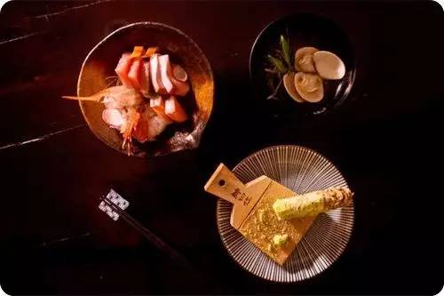 超高级寿司店美味寿司好吃又好玩,尊重食物完整性