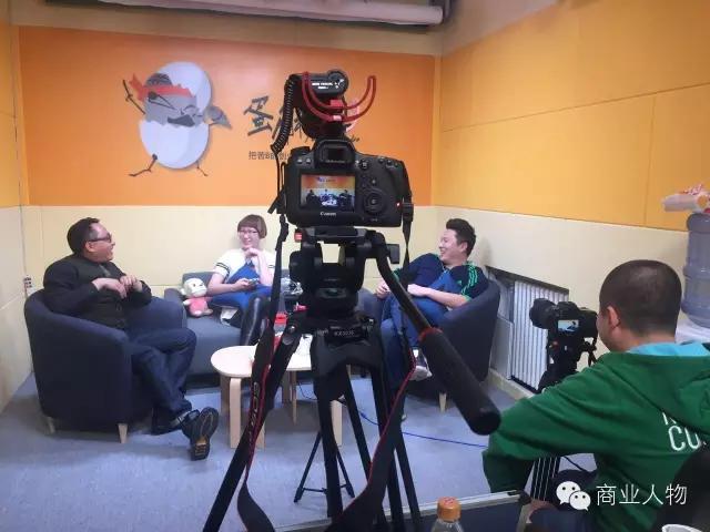 把苦B的创业经历蛋B给你听|创业大街上的另类记录者