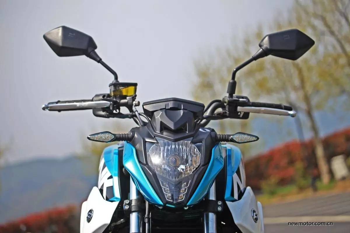 春风650nk和400nk如何选,春风400nk哪款最好