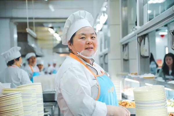 山大食堂洪家楼校区,山大洪楼校区的食堂怎么样