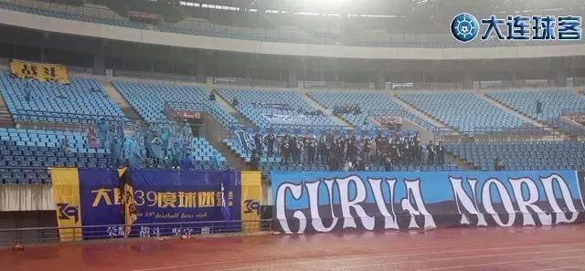 大连一方胜利的比赛,大连一方1-0上海上港大连球迷反应