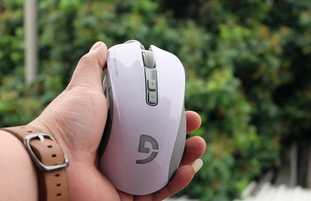 富勒g90pro游戏鼠标,富勒g90鼠标怎么调灯光