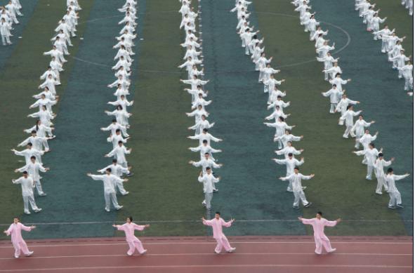 成都大学校运动会开幕式,最新学校运动会开幕