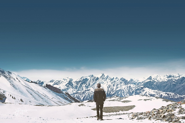 2023年中国史诗级十大徒步路线,徒步旅行路线攻略