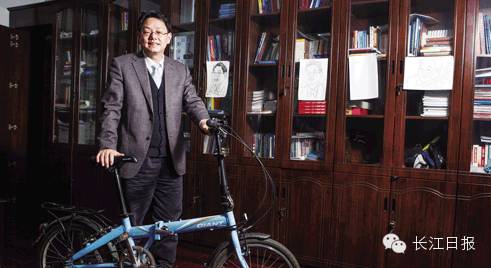 支持车改的省统计局副局长叶青，撰文自曝曾被骂神经病