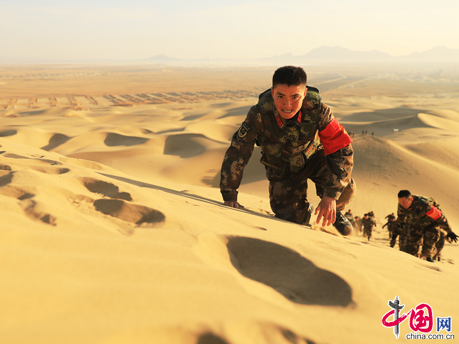 直击天津武警魔鬼周,直击武警魔鬼周抢滩登陆武装奔袭