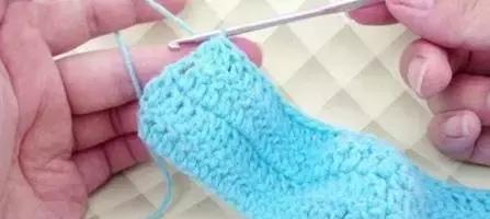 婴儿毛线袜子钩织教程全过程,婴儿毛线袜子的钩织教程