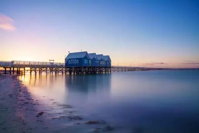 腾龙24-70g2与原厂比差距大吗,腾龙24-70g2拆解