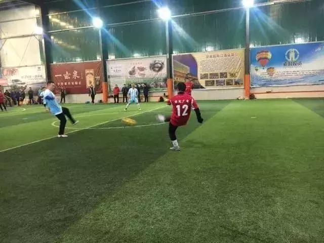 保定容大足球比赛最火的一次,保定容大足球2019年成绩