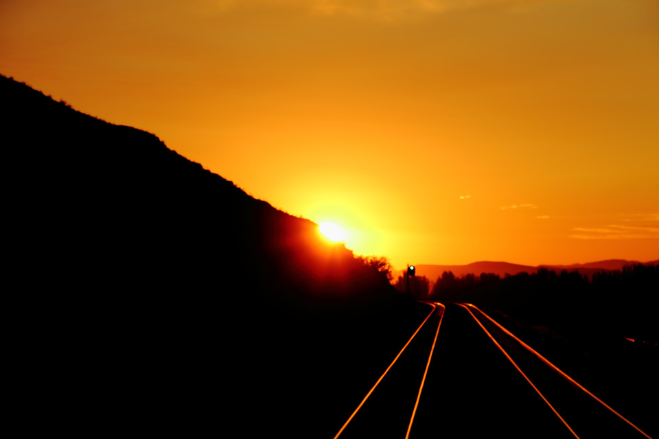 胃疼真是一种难受的煎熬,在胃疼中告别这糟糕的一年