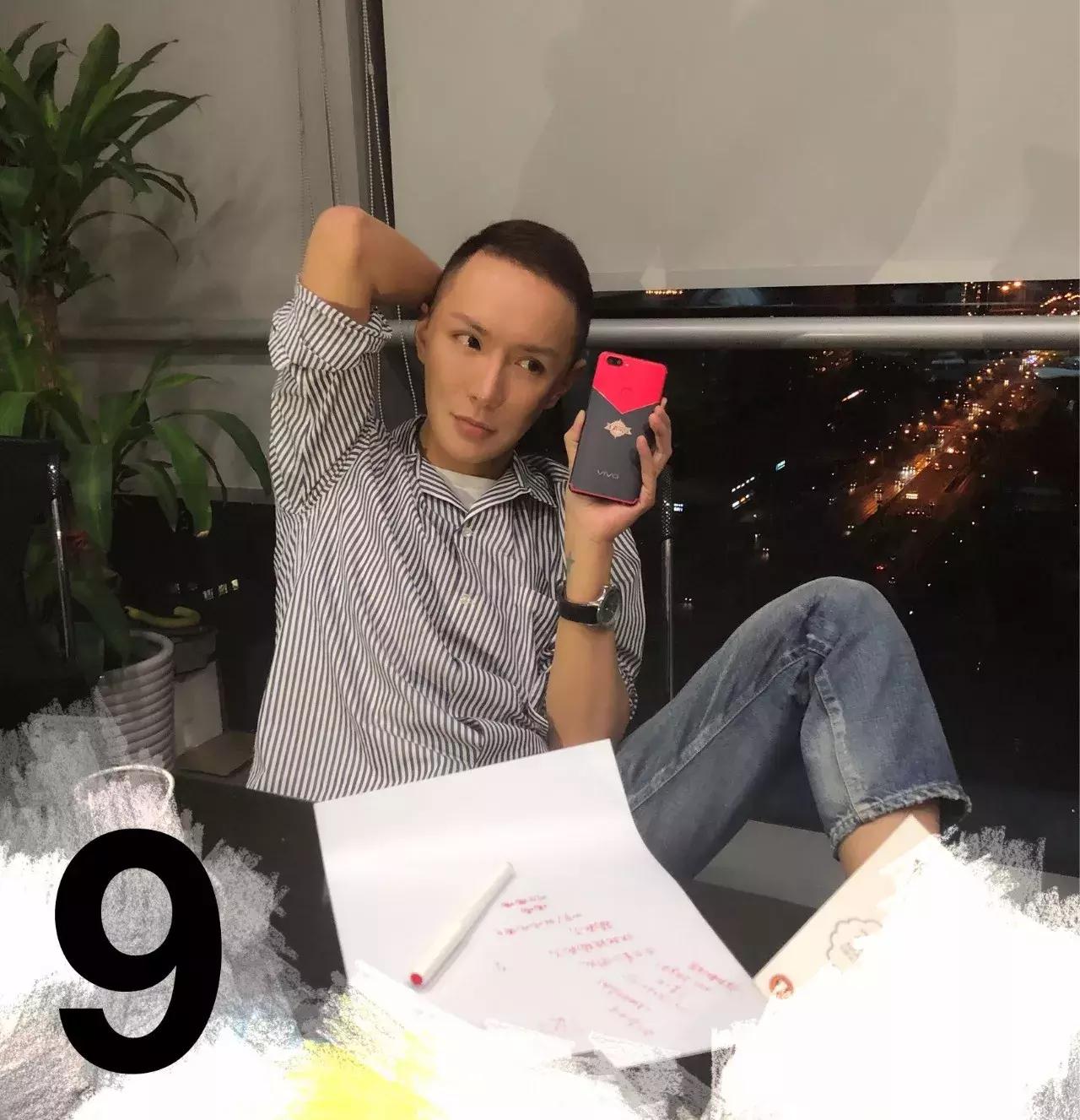 gq男士最佳着装,gq穿蓝色西装的男人是谁