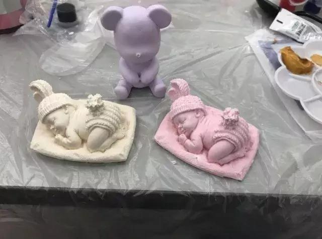 芳香生活、健康手作——记定海路街道团工委DIY石膏香薰制作活动