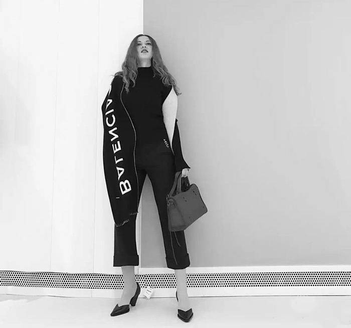 时尚圈真的有多酷,时尚围巾百搭欧美风