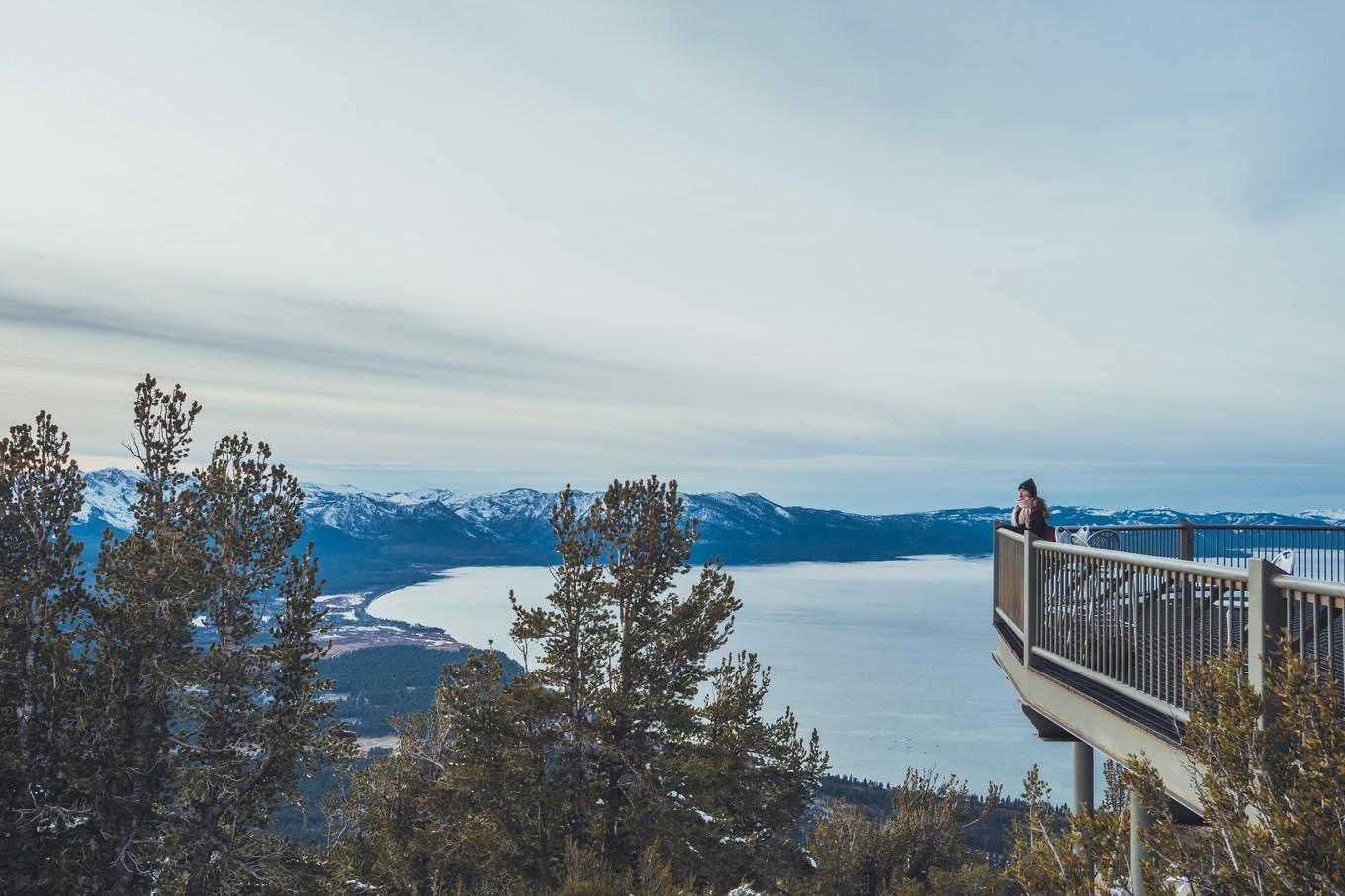 鍐呭崕杈惧窞鑻辨枃姝屾洸,鍐呭崕杈惧窞鐨勬瓕