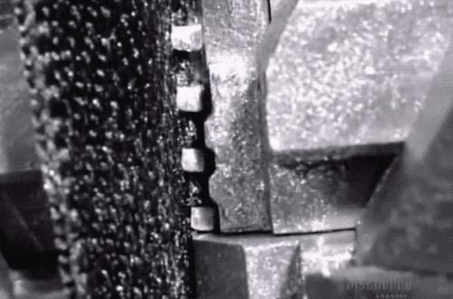 拉链咬合怎么解决,拉链有几个齿咬合不了