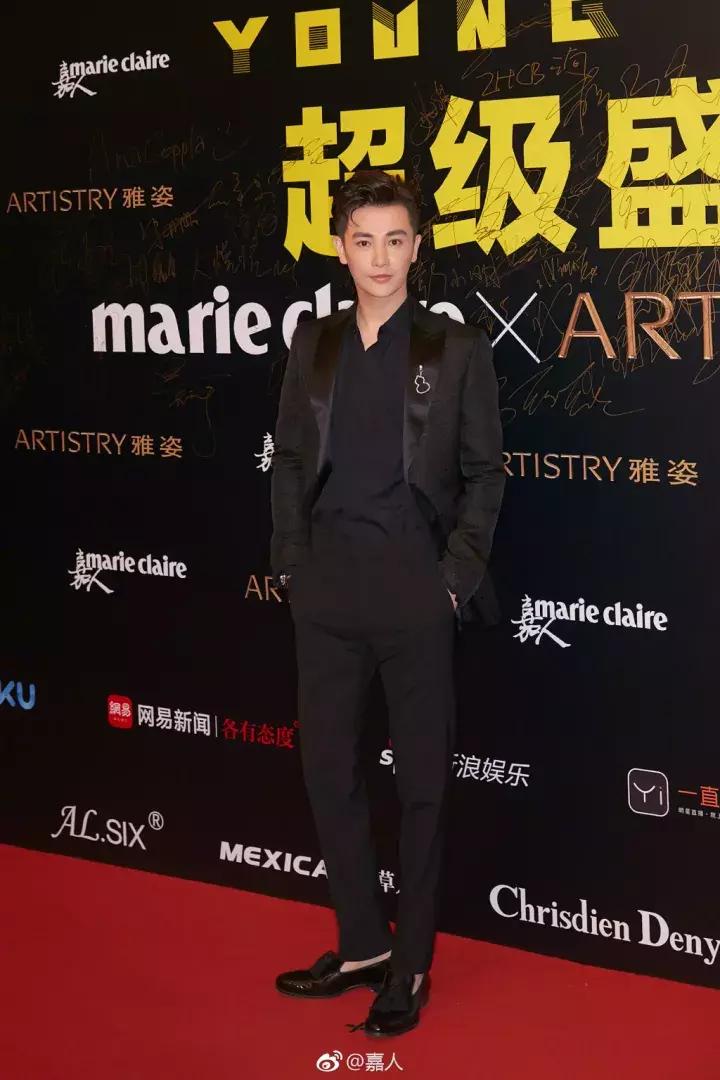 星光大赏杨幂刘亦菲唐嫣,杨幂刘亦菲同框图片