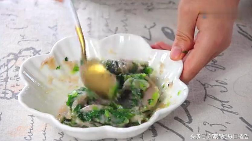 油麦菜焖丸子正宗做法,油麦菜丸子图片大全