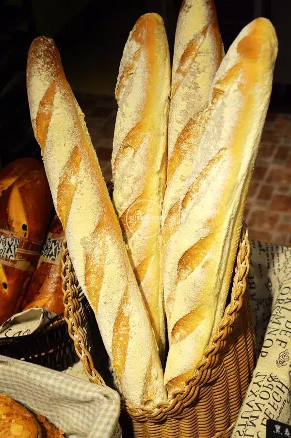 银川哪里有正宗老面包,银川24小时面包店