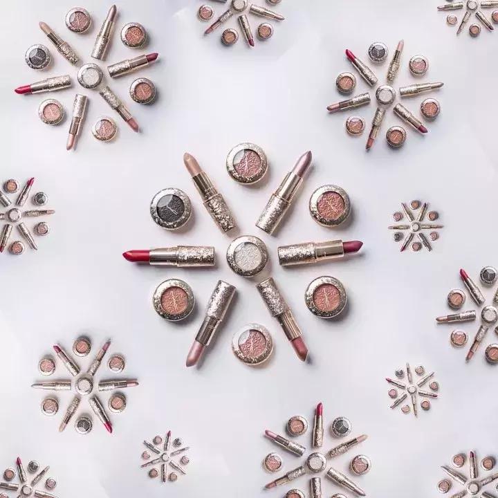 去年的衣服配不上今年的你,去年的首饰配不上今年的你了