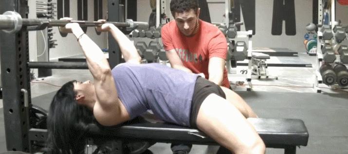 卧推起桥怎么锻炼胸椎,卧推起桥胸椎灵活度太差