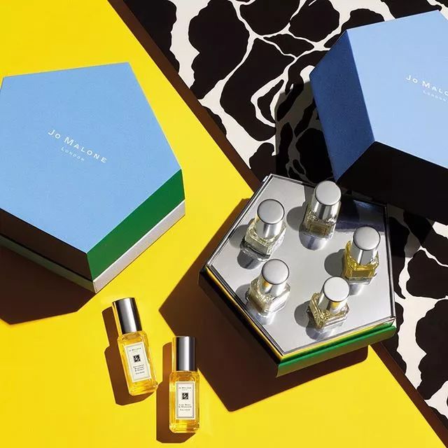 这些圣诞美甲美爆啦,这些美妆好物萌翻少女心