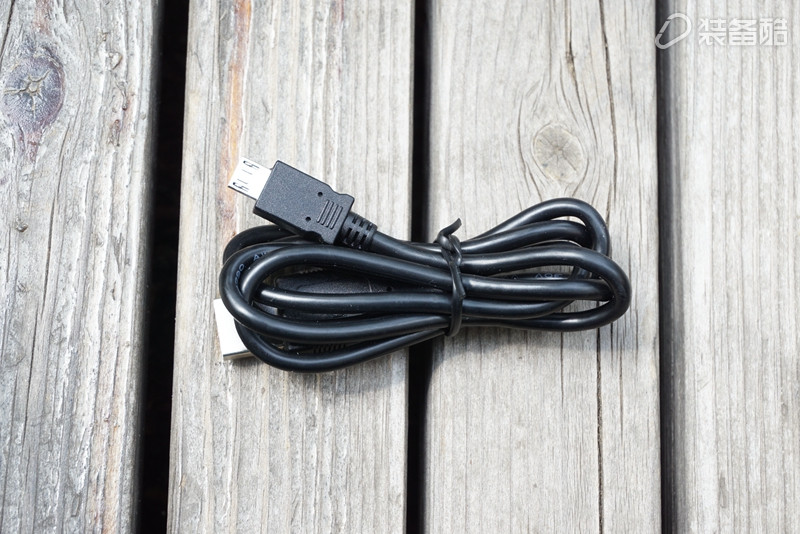 贴小招贴的，我来给你们暴暴光，不讲究