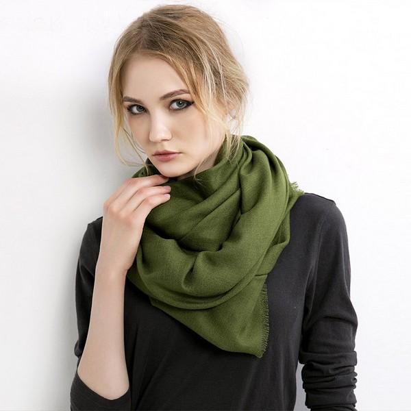 气质围巾如何搭配好看女,女人有气质的围巾