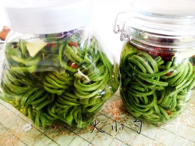 腌泡菜的家常做法窍门是什么,腌泡菜又脆又好吃的做法视频