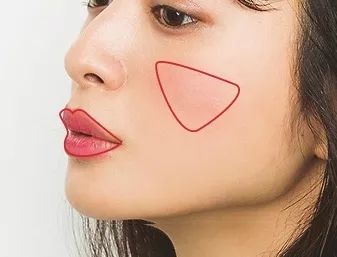 最简单新手上妆的正确步骤,教你如何正确上妆教程图片