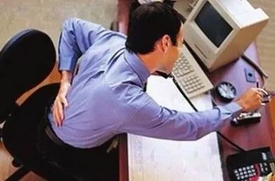 常坐办公室最好的健身方式,适合办公室久坐的健身动作