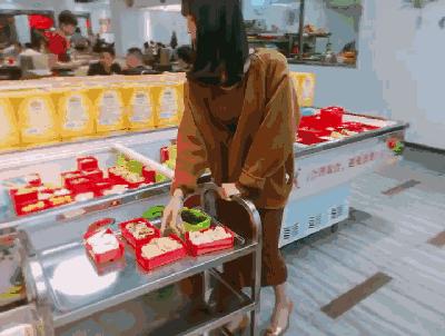 霸气!晋江这家店在火锅界已经拉仇恨了,锅底免费+3元开吃……