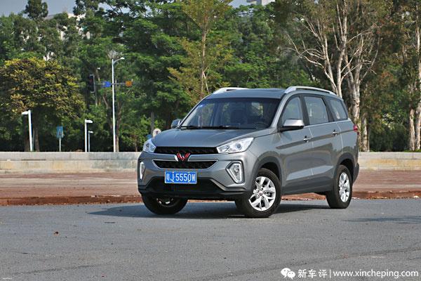 21年宏光s3顶配,宏光s3极光银