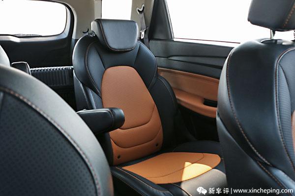 21年宏光s3顶配,宏光s3极光银