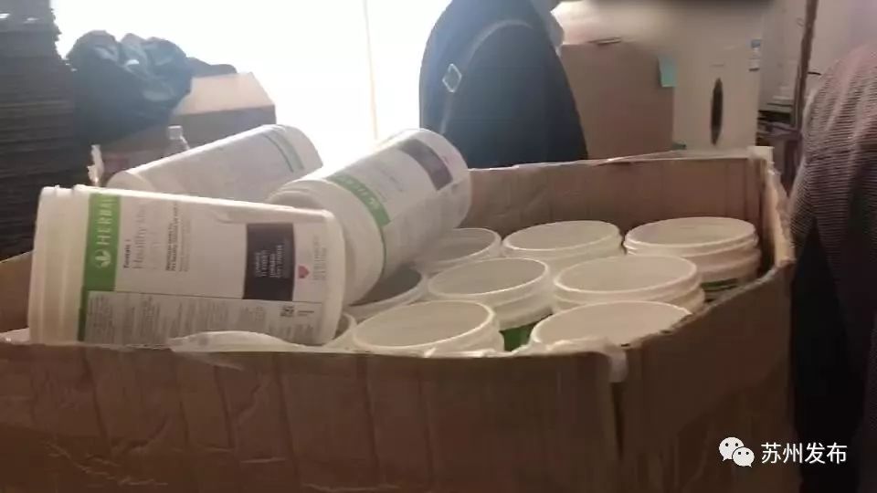 苏州警方侦破假冒服饰案,苏州破获特大伪劣化妆品案