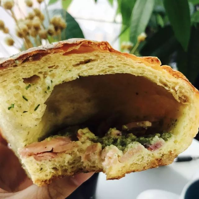 网红黑麦面包推荐,原麦山丘网红