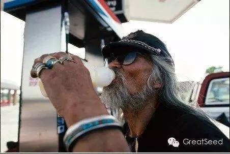 高桥吾郎|当手艺人失去了赖以生存的手指