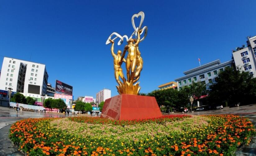 中国最牛的一个省会,中国最牛的一个县城