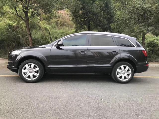 奥迪q7最高配2021款落地多少钱,奥迪q72021款最高配落地多少钱