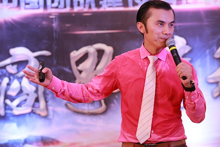 巨海秦以金演讲视频,巨海集团秦以金感恩的心